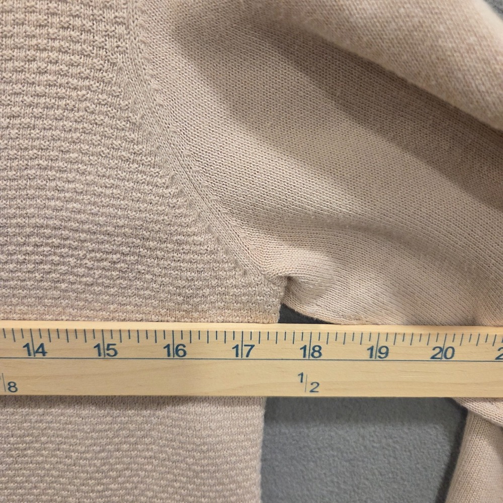 Shrinking Violet Sweater Women's Size Medium Classic Comfy Cozy Warm - Picture 4 of 5